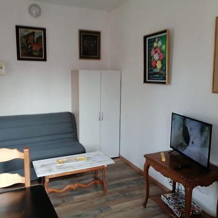 S2 Studio A Courtenay Proche Commerces מראה חיצוני תמונה